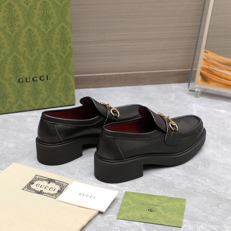 G*u*i leather shoes